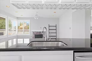 901 Clearwood Ave, Riverside, CA 92506 - Photo 20