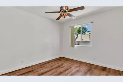 9180 Warwick Drive, Desert Hot Springs, CA 92240 - Photo 18