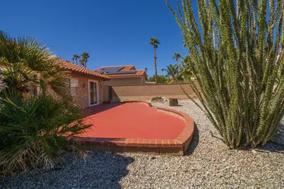 9180 Warwick Drive, Desert Hot Springs, CA 92240 - Photo 32