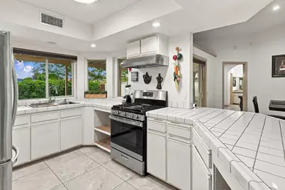30651 Desert Moon Drive, Thousand Palms, CA 92276 - Photo 12