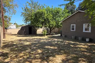 311 S Carmalita St, Hemet, CA 92543 - Photo 40