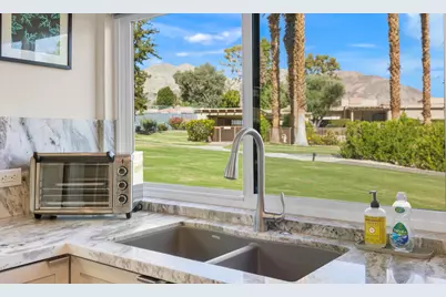 72620 Rolling Knoll Drive, Palm Desert, CA 92260 - Photo 12