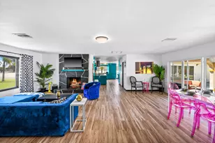 2099 E Racquet Club Road E, Palm Springs, CA 92262 - Photo 16
