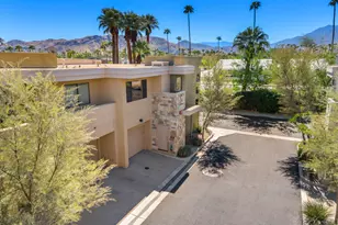 810 E Palm Canyon Dr, Palm Springs, CA 92264 - Photo 8