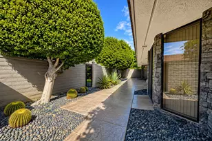 1 Surrey Ct, Rancho Mirage, CA 92270 - Photo 8