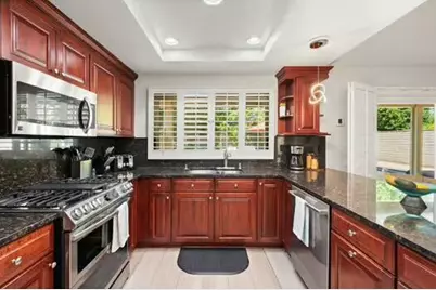 39041 Kilimanjaro Drive, Palm Desert, CA 92211 - Photo 14