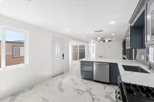 17069 N Indian Canyon Dr, Palm Springs, CA 92262 - Photo 16