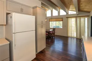 1010 Brookside Ln, Fawnskin, CA 92333 - Photo 22