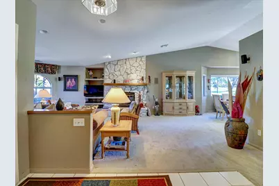 9840 Warwick, Desert Hot Springs, CA 92240 - Photo 4