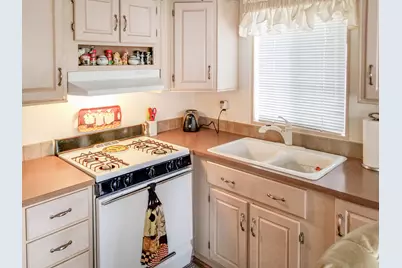 70200 Dillon Road #39, Desert Hot Springs, CA 92241 - Photo 10
