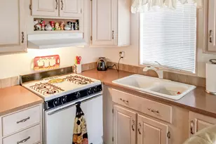 70200 Dillon Road, Desert Hot Springs, CA 92241 - Photo 10
