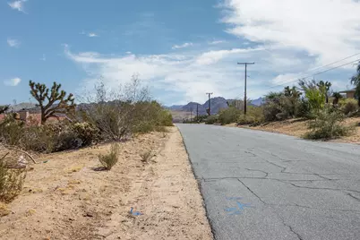 208 Sandalwood Trail, Joshua Tree, CA 92252 - Photo 10