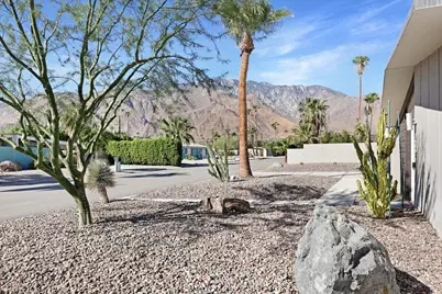 408 E Glen Circle N, Palm Springs, CA 92262 - Photo 4