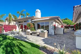 241 Arrowhead Dr, Palm Desert, CA 92211 - Photo 2