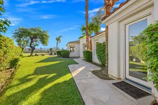 79775 Cetrino, La Quinta, CA 92253 - Photo 12