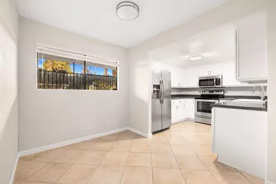 5301 E Waverly S #145, Palm Springs, CA 92264 - Photo 4