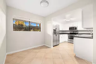 5301 E Waverly S, Palm Springs, CA 92264 - Photo 4