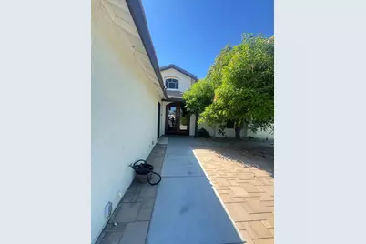 81225 Daffodil Court, Indio, CA 92201 - Photo 4