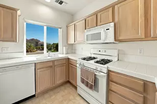 36583 Monarch Pass, Palm Desert, CA 92211 - Photo 14
