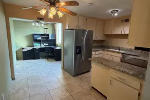 454 Bradshaw Ln, Palm Springs, CA 92262 - Photo 6