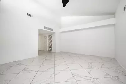 255 S Avenida Caballeros #322, Palm Springs, CA 92262 - Photo 10