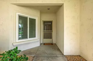 674 Vista Lago Cir N, Palm Desert, CA 92211 - Photo 14
