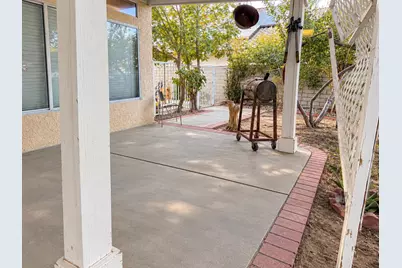 14809 Showhorse Lane, Victorville, CA 92394 - Photo 40