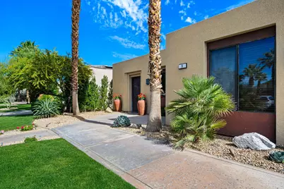 9 Via Haciendas, Rancho Mirage, CA 92270 - Photo 2