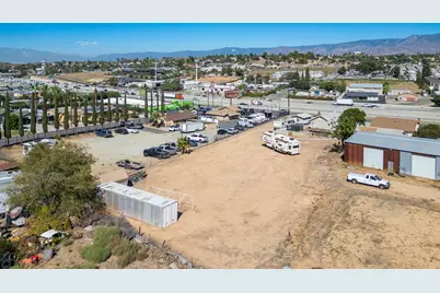 31731 Outer Highway 10, Yucaipa, CA 92399 - Photo 38