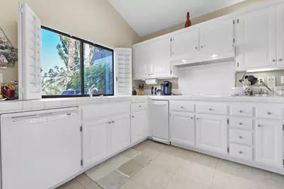 184 Ranch View Circle, Palm Desert, CA 92211 - Photo 10