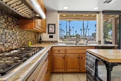 272 Tolosa Circle, Palm Desert, CA 92260 - Photo 16