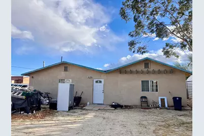 64085 Mobile Drive, Desert Hot Springs, CA 92240 - Photo 10
