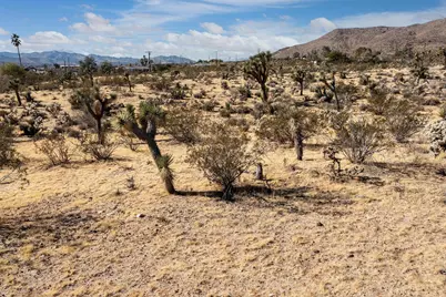 5610 Yucca Mesa Road, Yucca Valley, CA 92284 - Photo 6