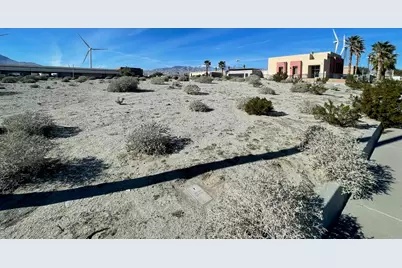 19207 Newhall Street, Desert Hot Springs, CA 92240 - Photo 4