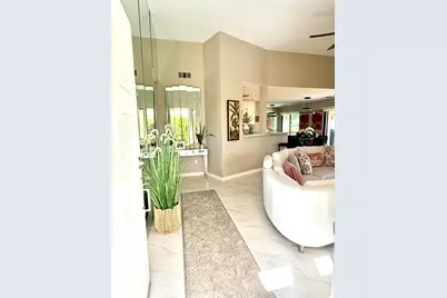 33 Mission Court, Rancho Mirage, CA 92270 - Photo 2