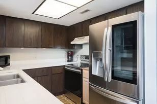 5301 E Waverly Dr, Palm Springs, CA 92264 - Photo 1