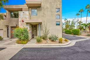 1028 E Palm Canyon Dr, Palm Springs, CA 92264 - Photo 1