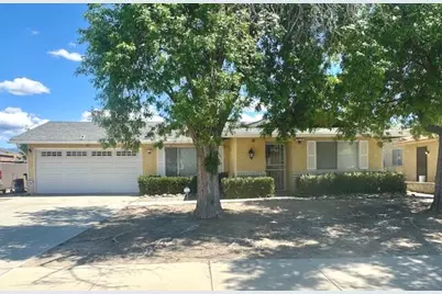 528 N Girard Street, Hemet, CA 92544 - Photo 1