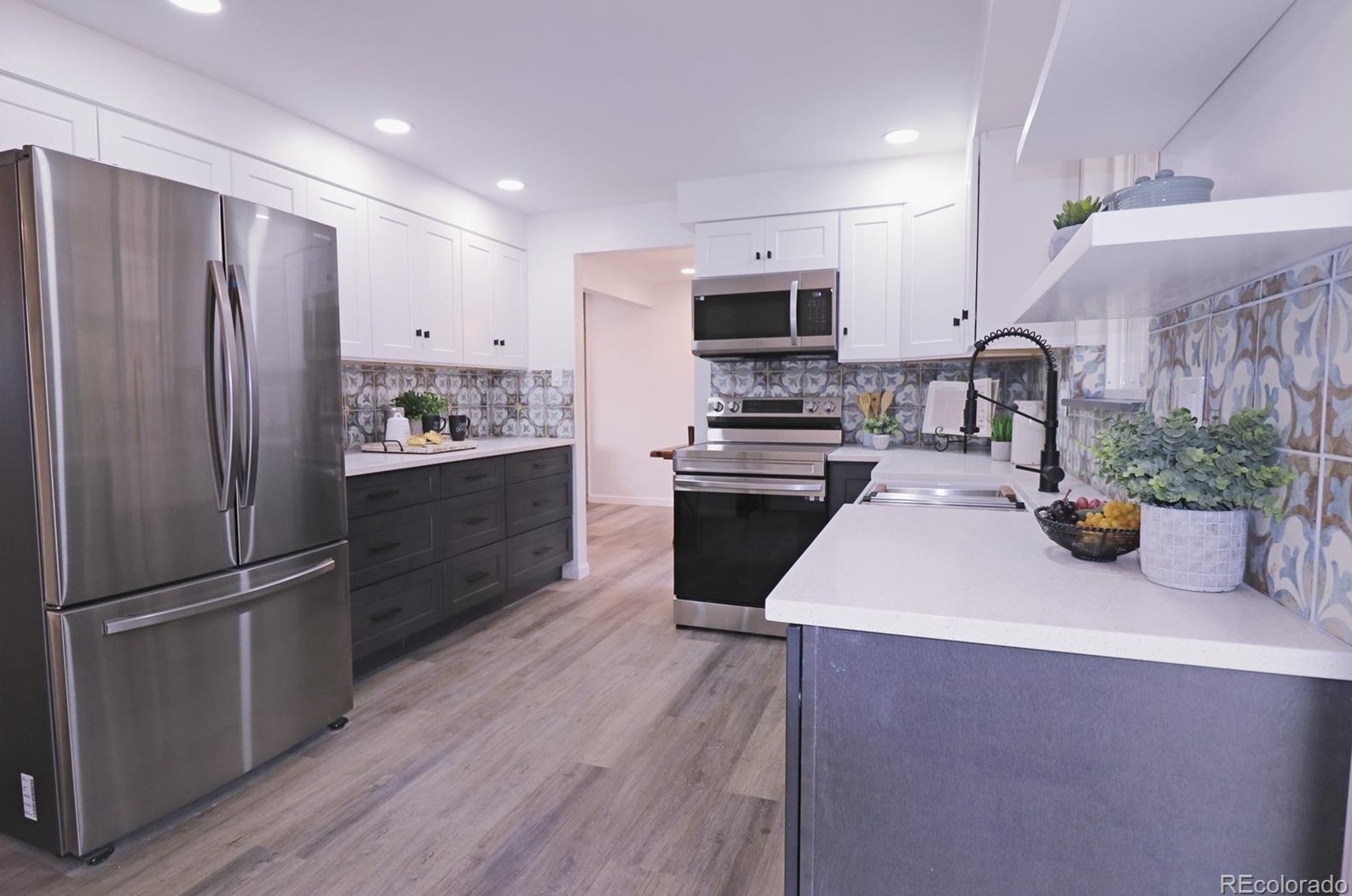 8345 69th Ave, Arvada CO  80004-1923 exterior