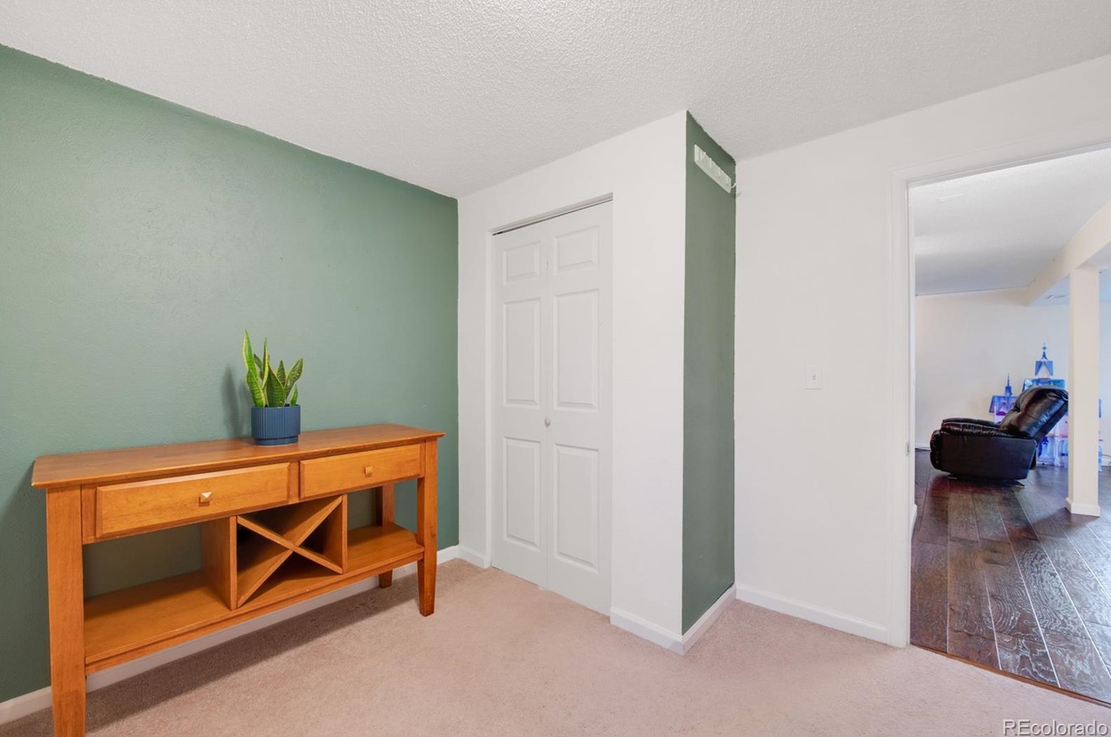 9935 Wagon Trl Dr, Littleton CO 80123-1955 exterior