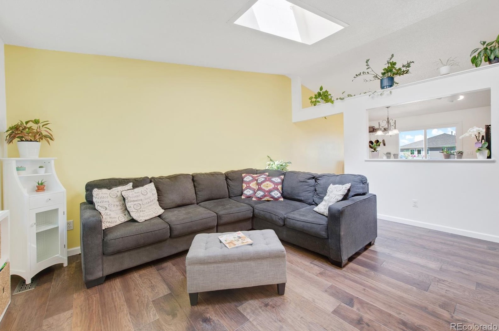 9935 Wagon Trl Dr, Littleton CO 80123-1955 exterior