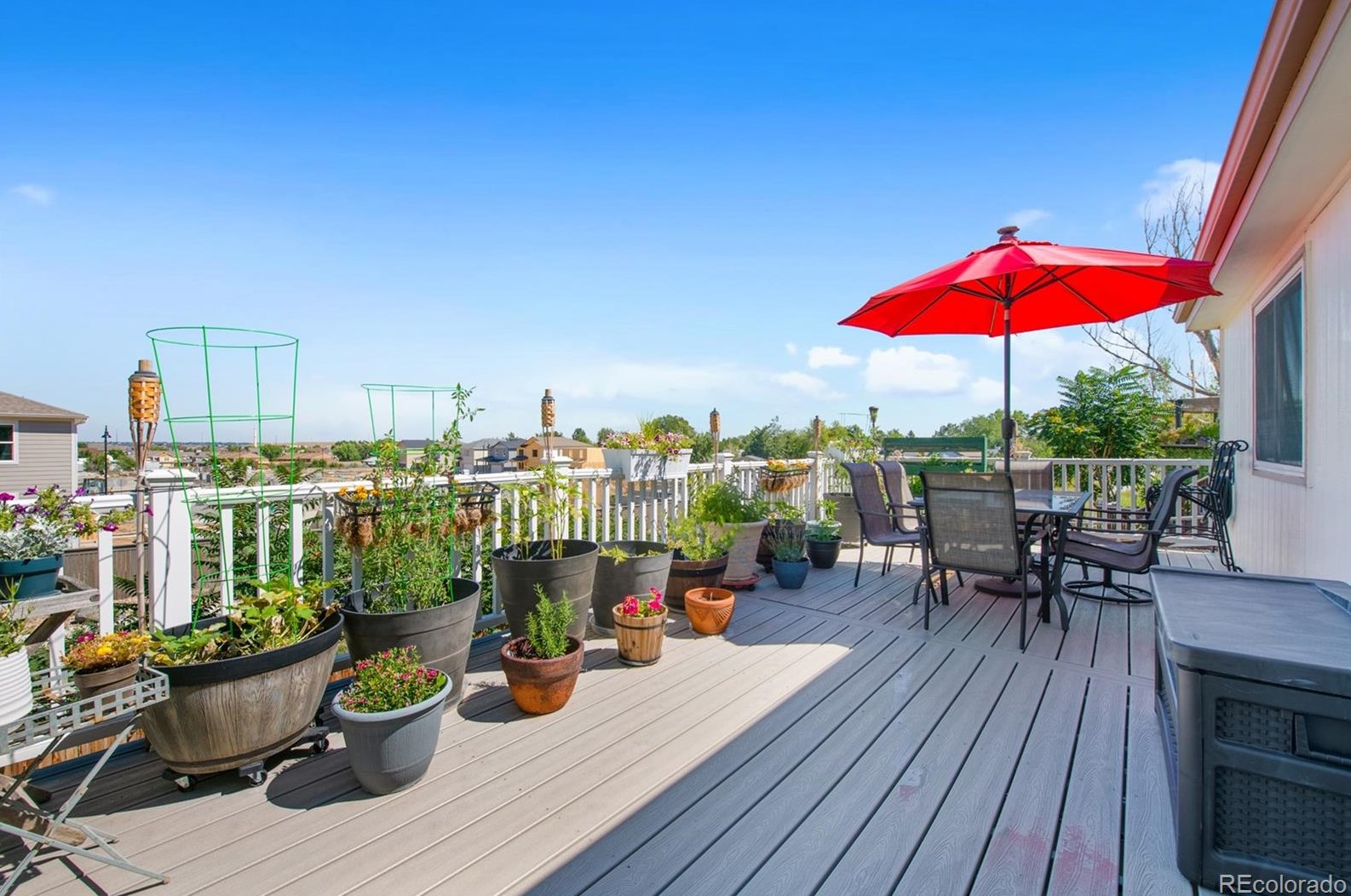 9935 Wagon Trl Dr, Littleton CO 80123-1955 exterior