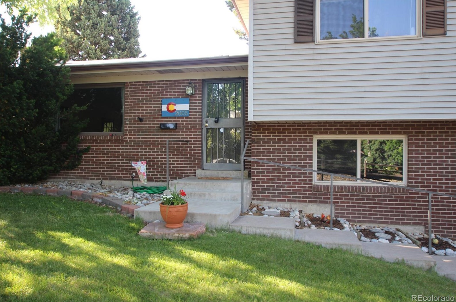 2005 Noble Pl, Littleton, CO 80121-2723