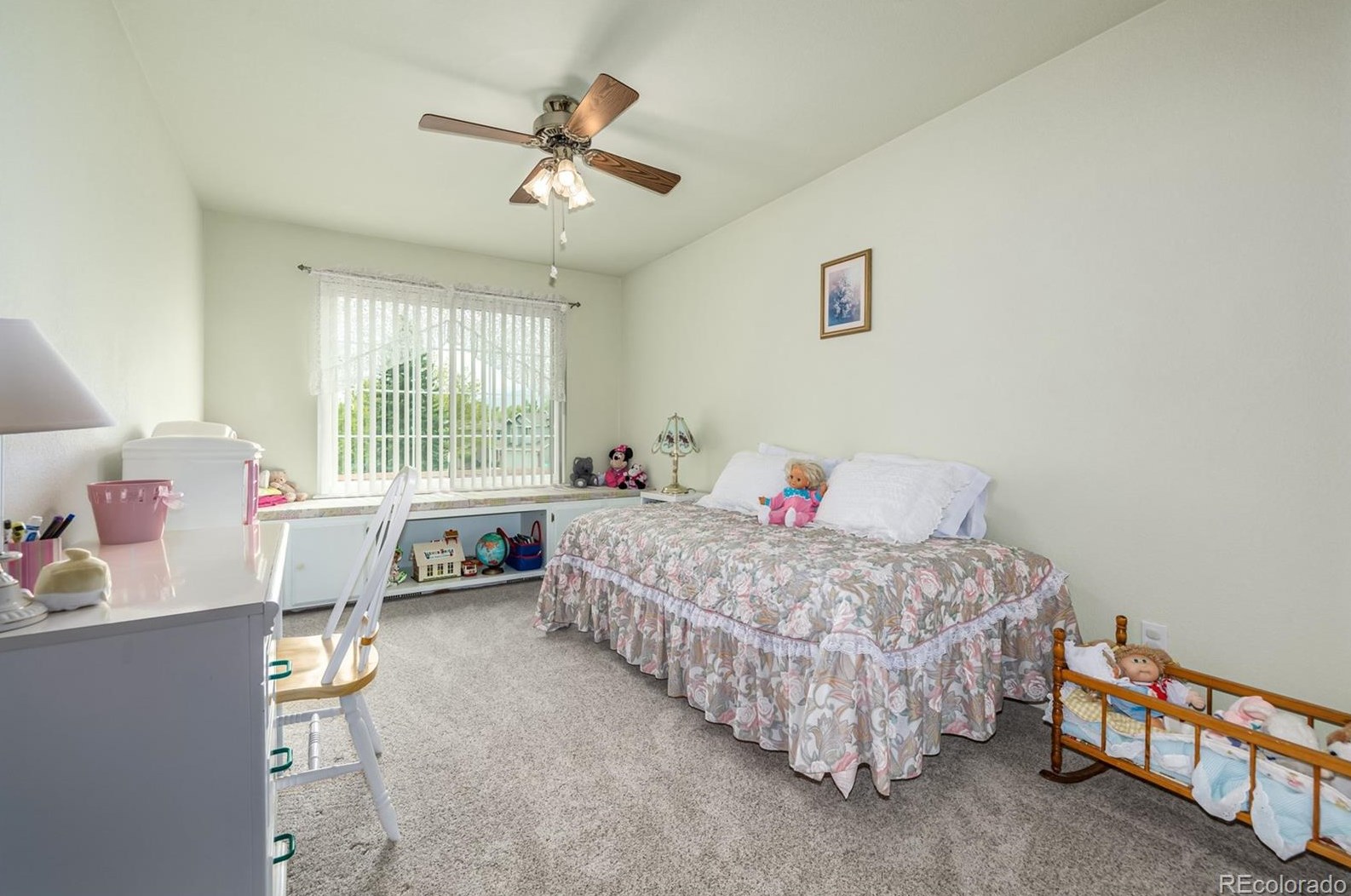 9137 Rockland Pl, Littleton CO 80128-8321 exterior