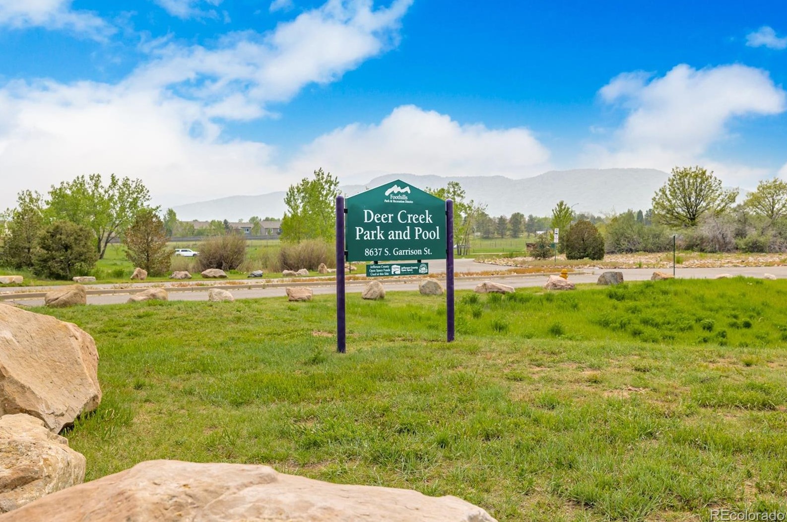 9137 Rockland Pl, Littleton CO 80128-8321 exterior