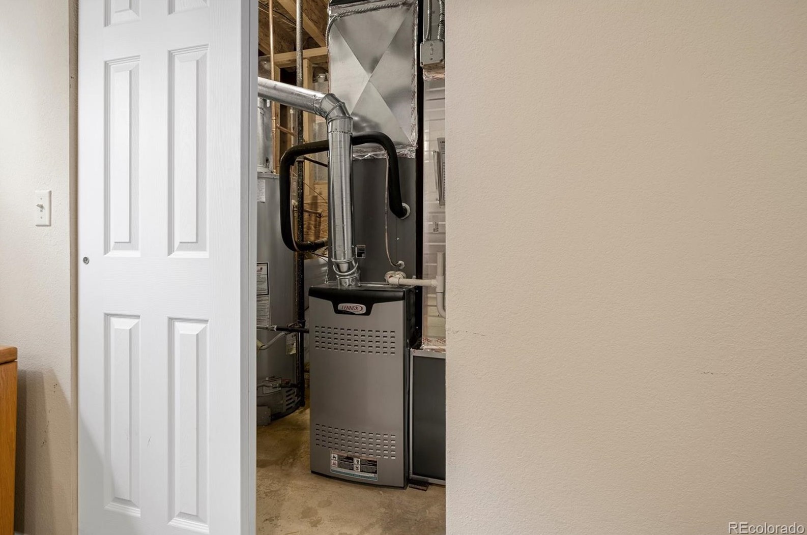 751 Chadwick Cir, Littleton CO exterior