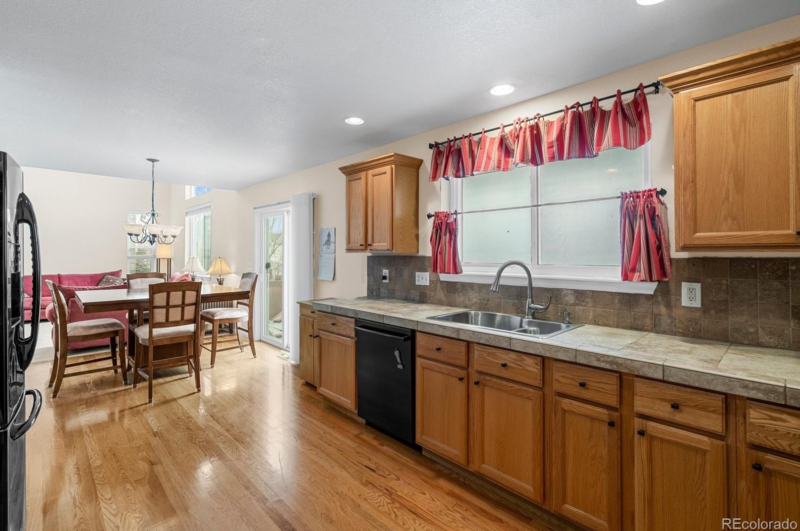 751 Chadwick Cir, Littleton CO exterior