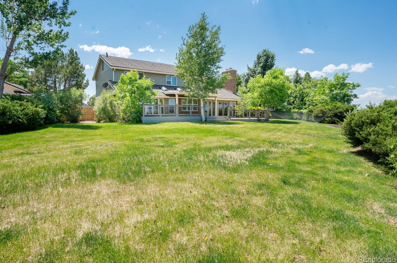 7706 Clermont Ct, Littleton CO  80122-3707 exterior