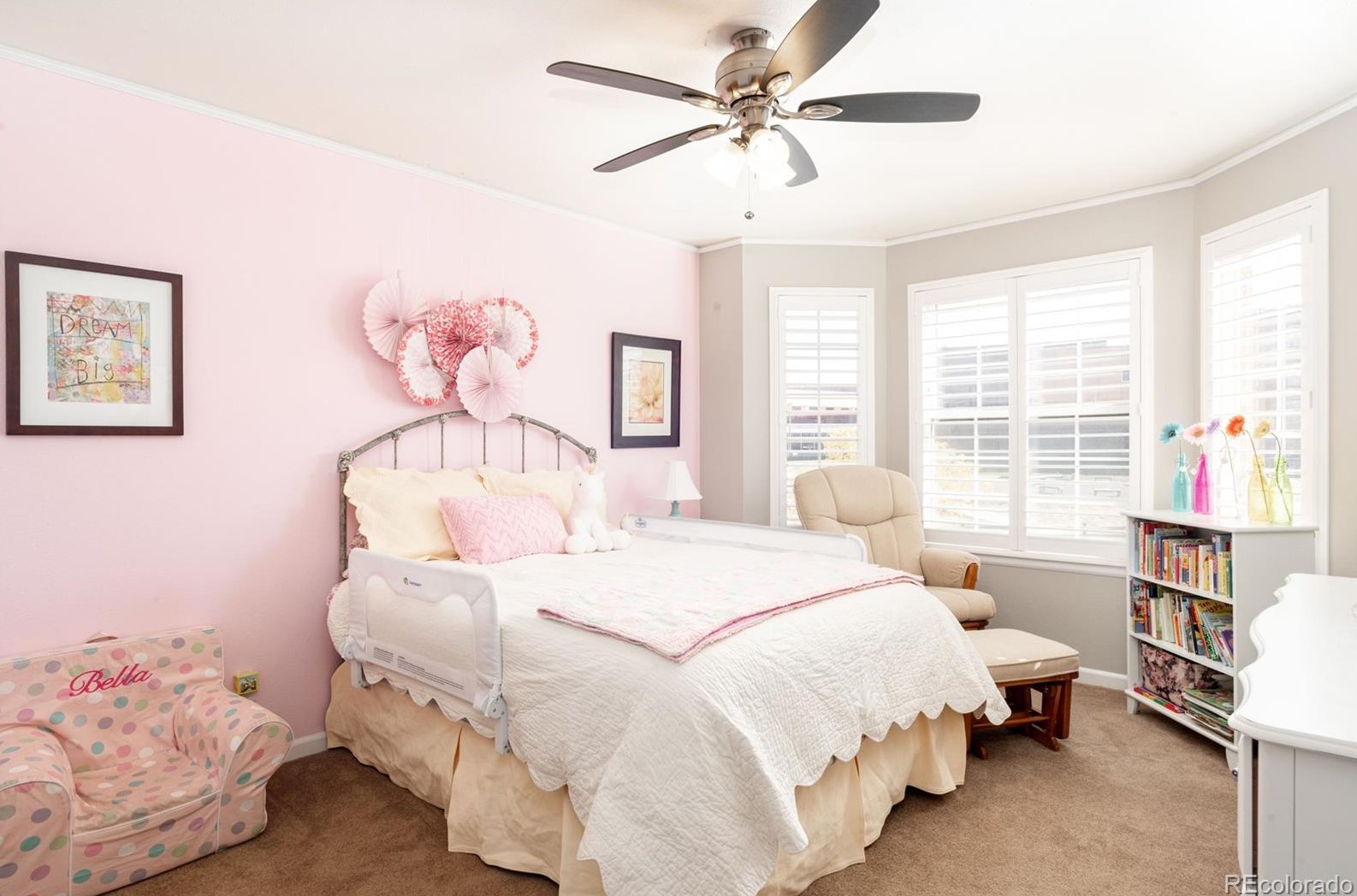 9461 Lark Sparrow Dr, Littleton CO 80126-5233 exterior