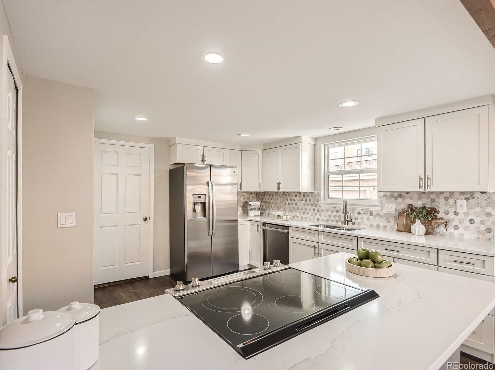 9151 Cactus Ct, Littleton CO  80124-3050 exterior